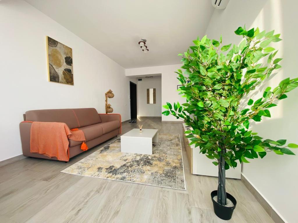 Soho Apartment - City View With Rooftop Garden Bucarest Exterior foto