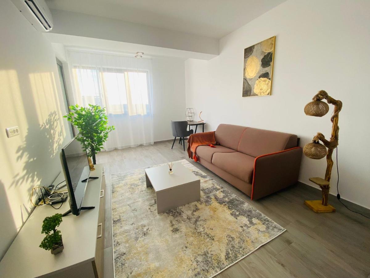 Soho Apartment - City View With Rooftop Garden Bucarest Exterior foto